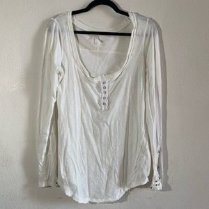 FREE PEOPLE White Long Sleeve Round Scoop Neck Top